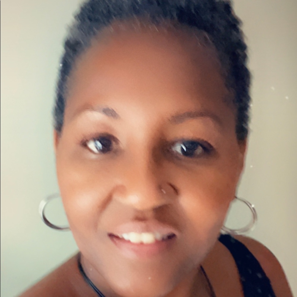 Meet your Posher, Nikki